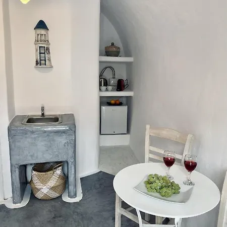 Holiday home Lena Caves *